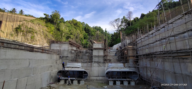 6378287073321077048358185